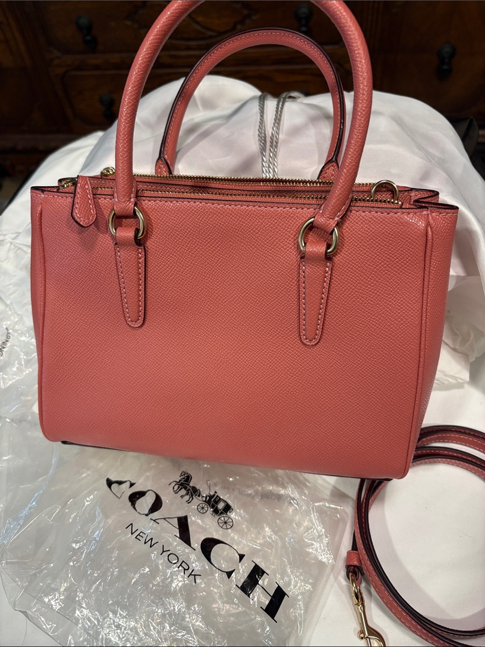 NWOT Coach Mini Surrey Carryall in Rose Petal Pink Satchel Crossbody F44962 - Picture 2 of 12